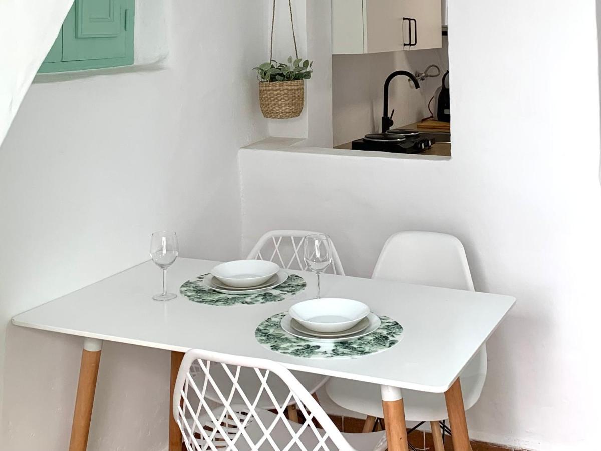 Casita Menta - Alojamiento Unico En El Centro De Torrox Ngoại thất bức ảnh
