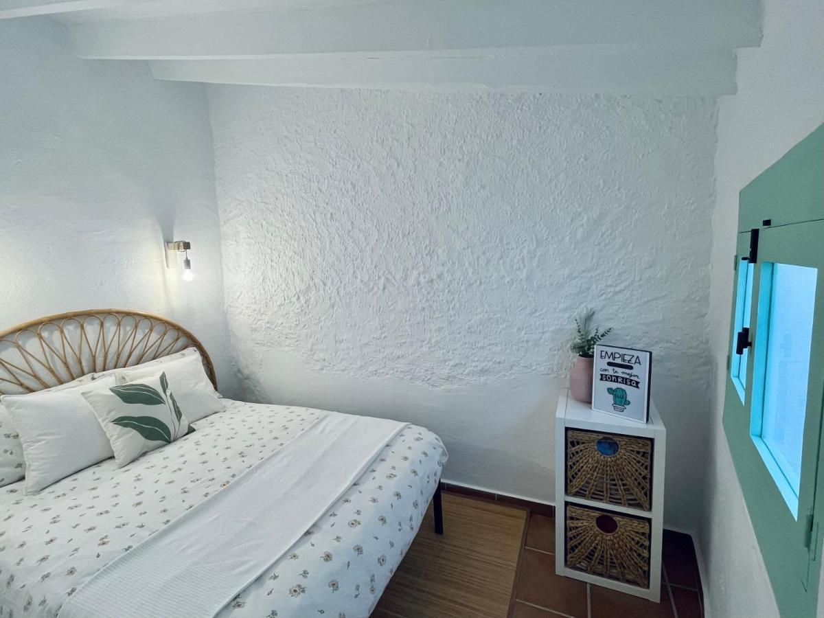 Casita Menta - Alojamiento Unico En El Centro De Torrox Ngoại thất bức ảnh
