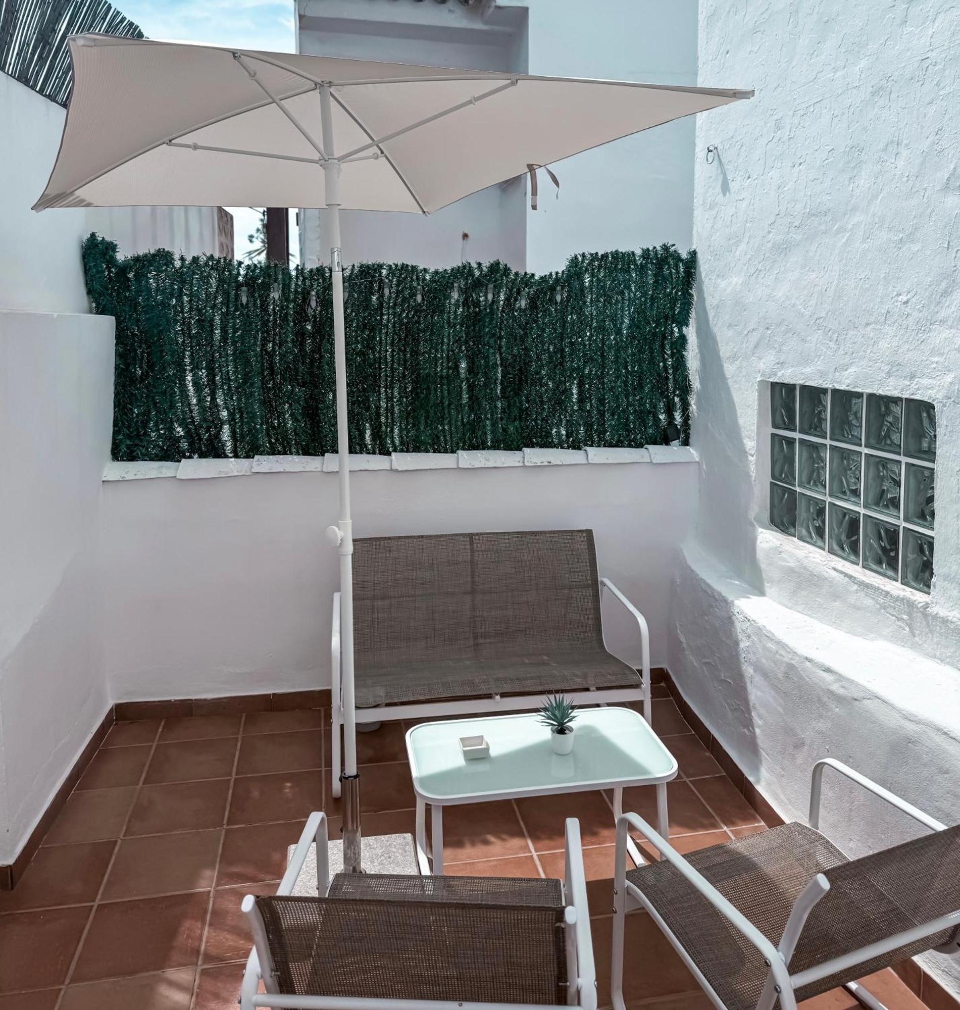 Casita Menta - Alojamiento Unico En El Centro De Torrox Ngoại thất bức ảnh